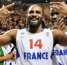 Ronny Turiaf se retira