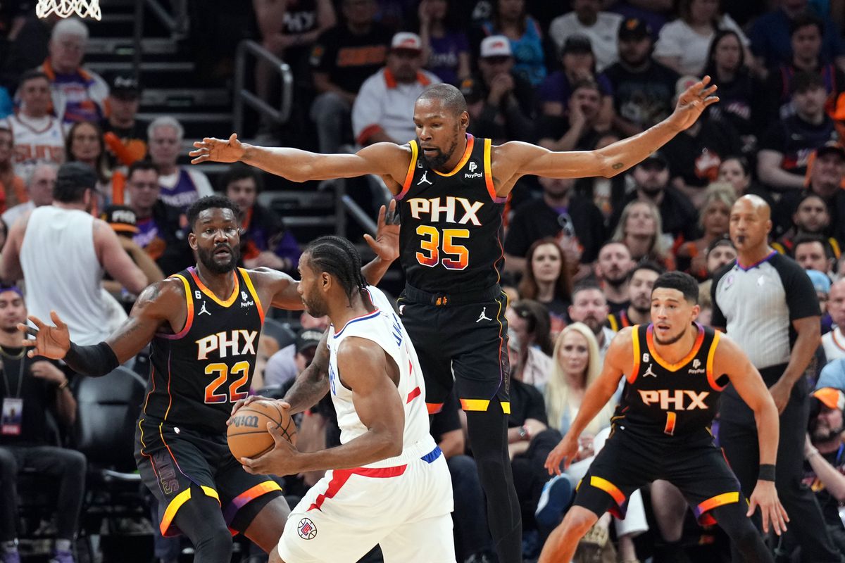 Los Clippers vencen en Arizona (115-110) [0-1]