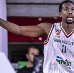 El Fenerbahce llega a un acuerdo con Errick McCollum