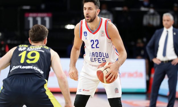 El Anadolu Efes irá con todo para intentar retener a Vasilije Micic