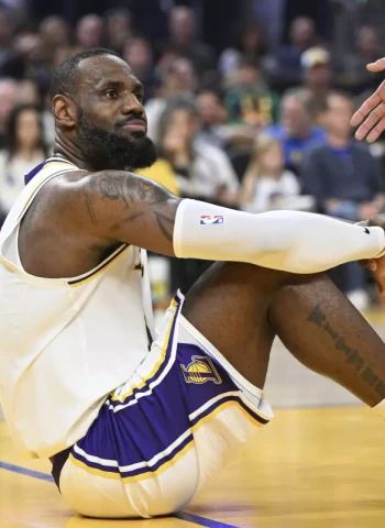Curry y LeBron nos regalan un partidazo de antaño, con victoria angelina