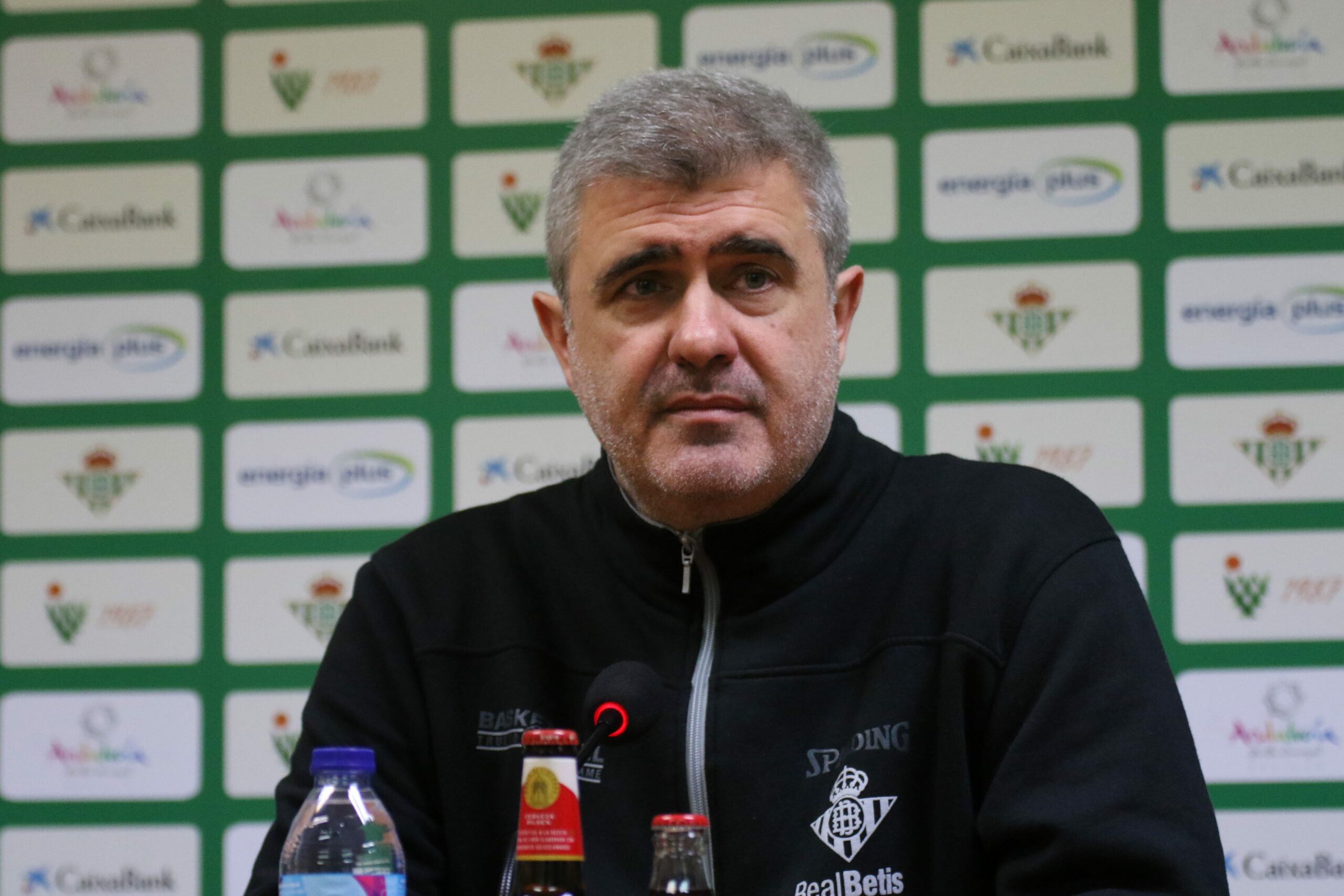 Óscar Quintana: "Tenemos que afrontar el partido desde la confianza y la paciencia"