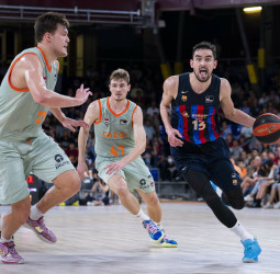 El Barça despierta a tiempo ante un buen Baskonia (89-74)
