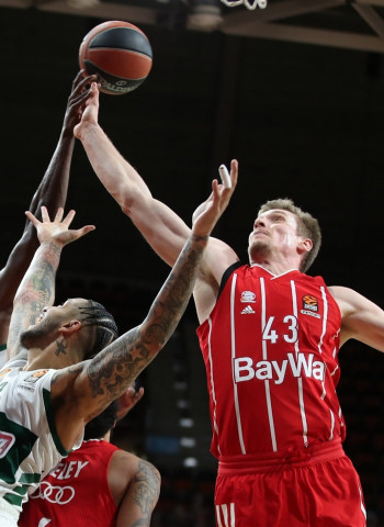 El Bayern busca mantenerse fuerte frente al Panathinaikos