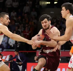 El Bayern se aferra al último aliento para derrotar al Valencia Basket, 85-84