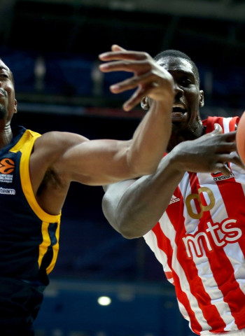 Shved y McCollum lideran al Khimki a su primera victoria (83-77)