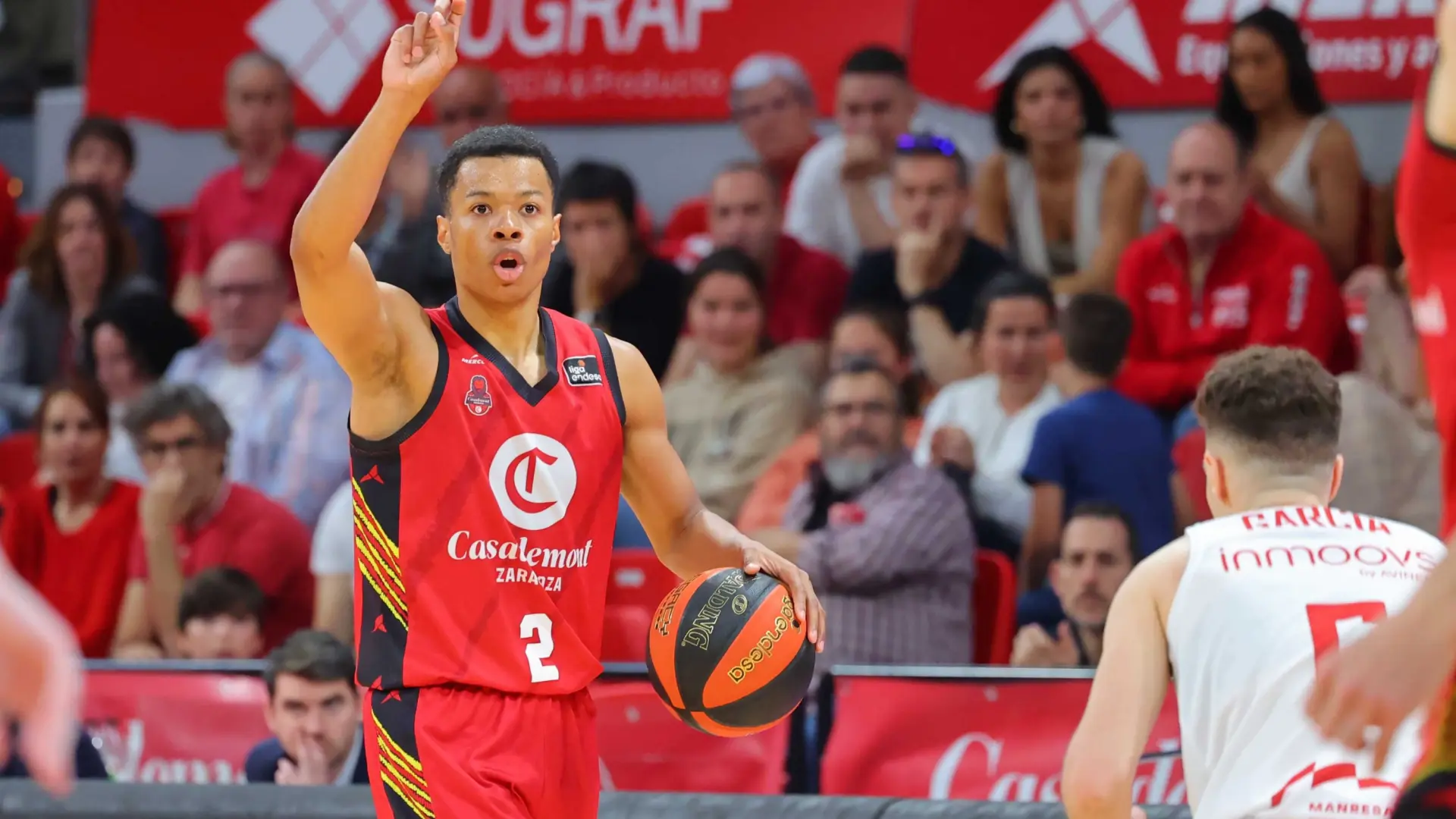 El Barcelona intensifica sus negociaciones por Trae Bell-Haynes