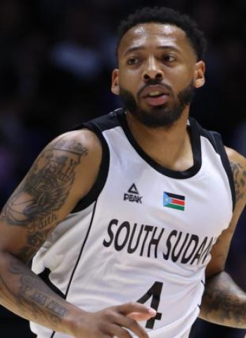 Partizan ficha a la estrella de Sudán del Sur, Carlik Jones