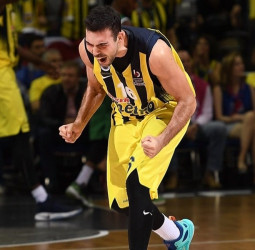 #F4Glory: El Fenerbahce tiene que dar lo mejor de si mismo para ganar al Baskonia (88-77)