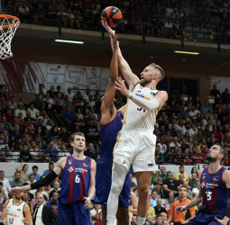 El Real Madrid se lleva el Clásico y volverá a defender su corona (80-90)
