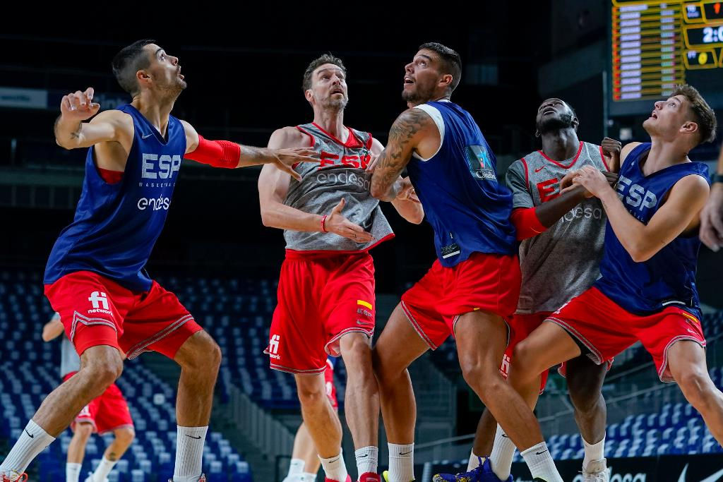 #LaFamilia se reencuentra con la pista en su primer test ante Irán