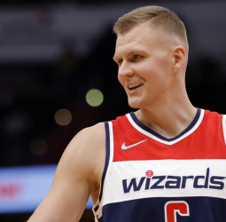 Porzingis resurge de sus cenizas