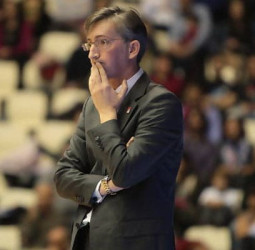 Moncho Fernández: “Tenemos que estar mejor que en Bilbao en el aspecto defensivo”