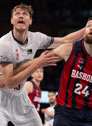 El Baskonia controla en todo momento su partido ante el Monbus Obradoiro, 89-79