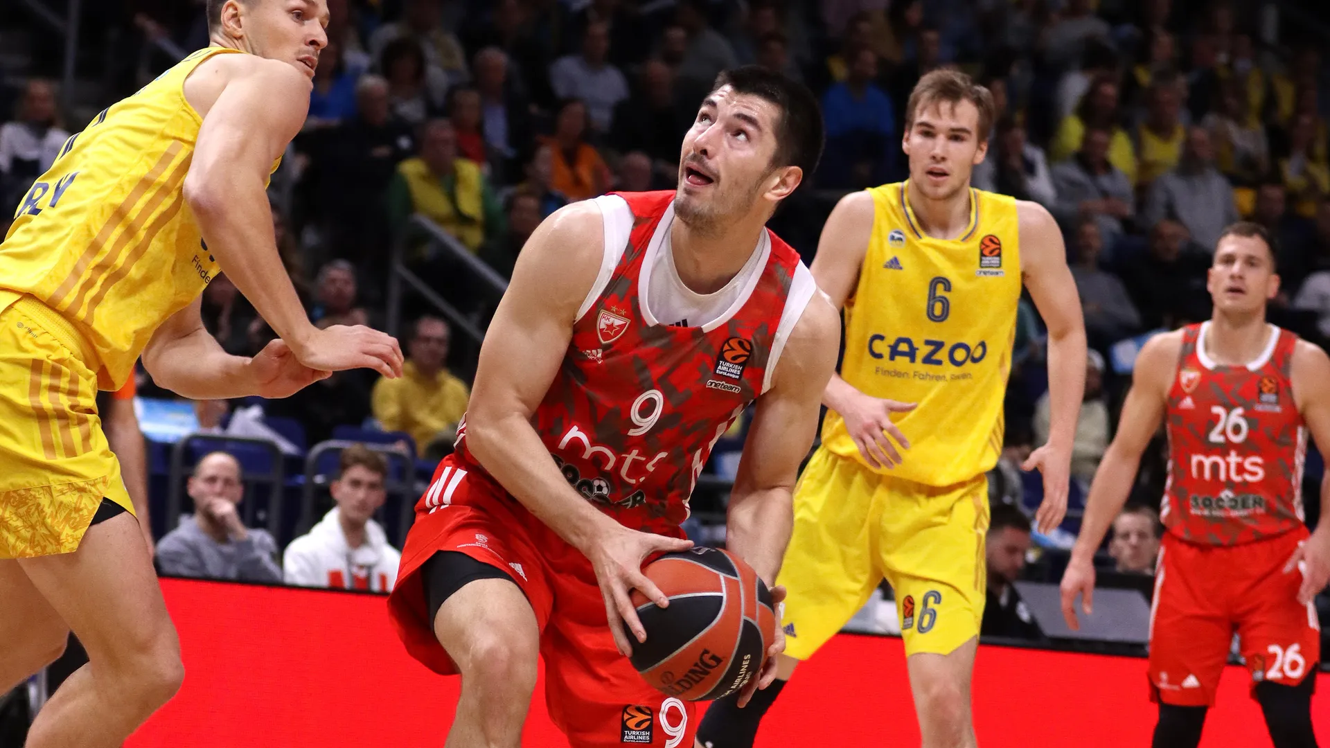 El Estrella Roja gana y agrava el sufrimiento del ALBA (84-88)