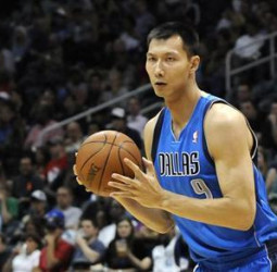 Yi Jianlian vuelve a la NBA de la mano de los Angeles Lakers