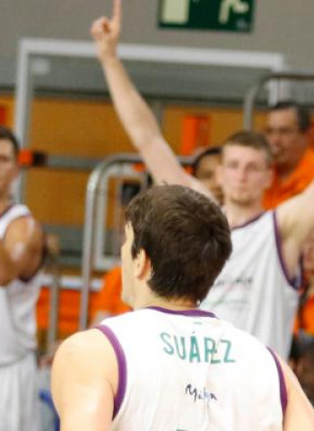 Victoria y récord de triples del Unicaja en Fuenlabrada (85-98)