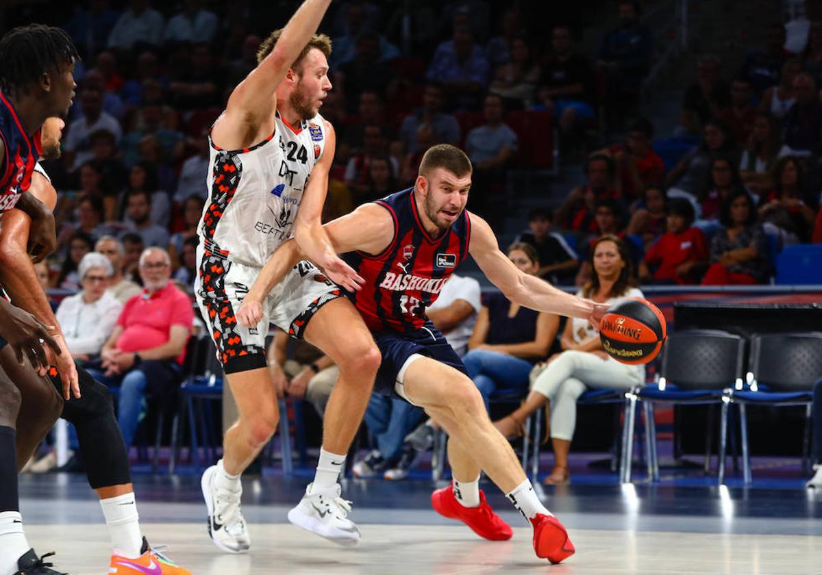 El Olympiacos desmiente que tengan interés en Nikos Rogkavopoulos