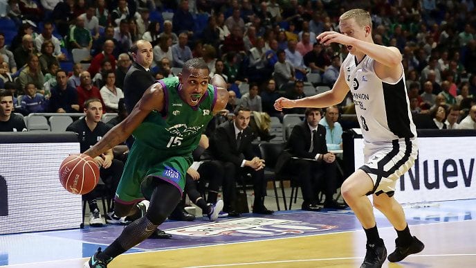Unicaja resurge y desborda al RETAbet Bilbao (85-64)