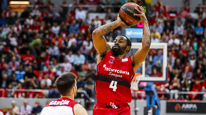Tecnyconta Zaragoza gana a BAXI Manresa y ambos van al Playoff (83-74)