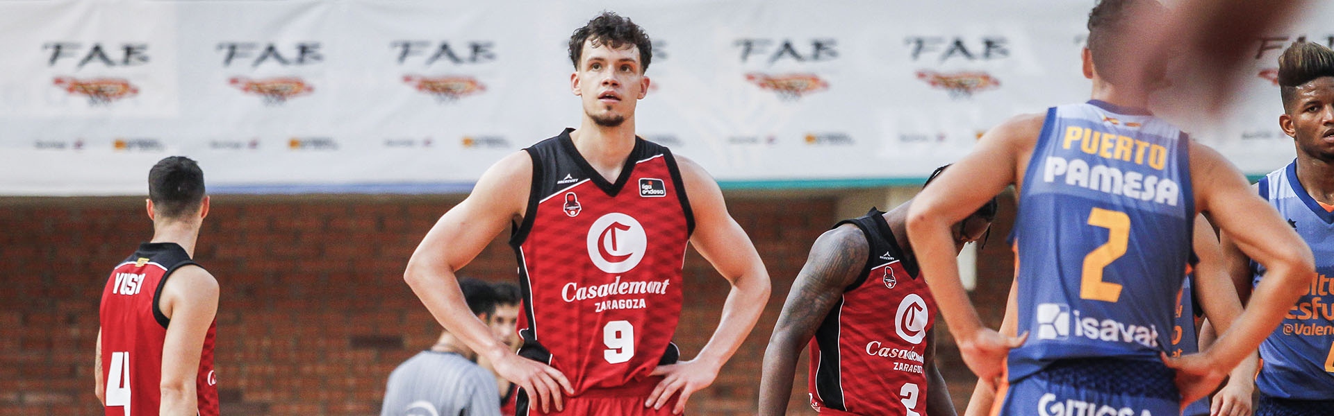 Derrota en el Trofeo Ibercaja-Memorial Pepe Lanzuela ante Valencia Basket (73-88)