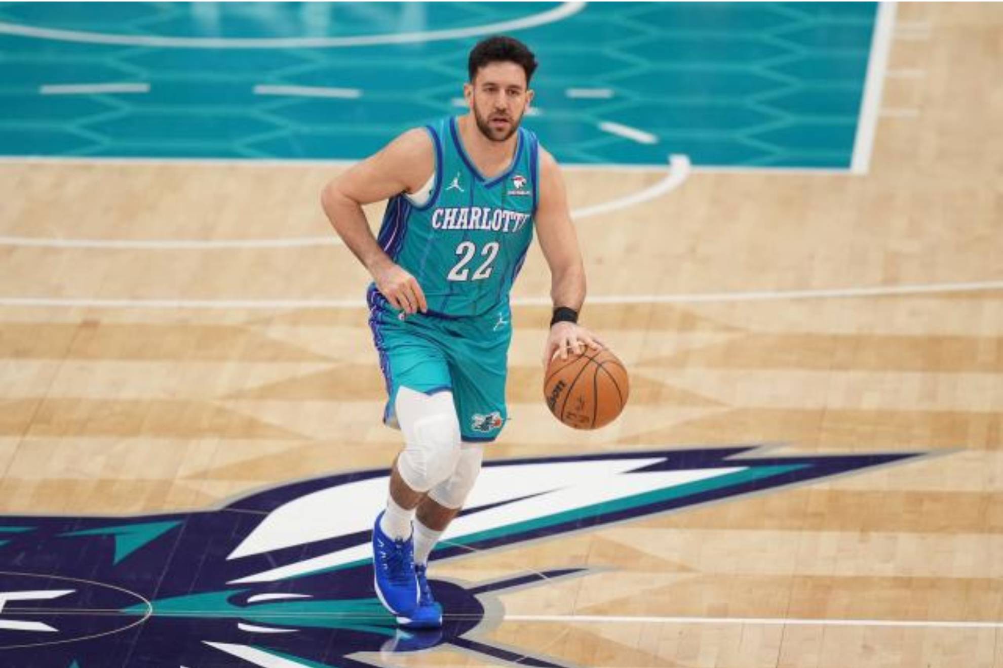 Vasilije Micić agita el mercado europeo: rechaza al Hapoel y el resto de equipos moverán ficha