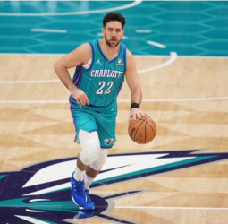 Vasilije Micić agita el mercado europeo: rechaza al Hapoel y el resto de equipos moverán ficha