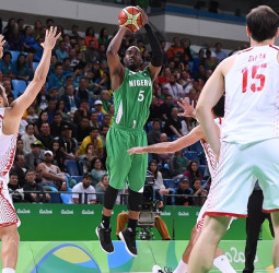 Nigeria da la sorpresa ante Croacia (76-90)