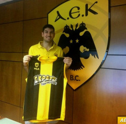 El AEK Atenas anuncia el fichaje del ex Obradoiro Vassilis Xanthopoulos