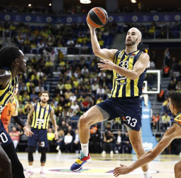 Nick Calathes, a un paso del Armani Milán
