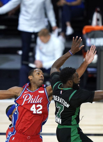 Las 10 mejores jugadas de la noche NBA