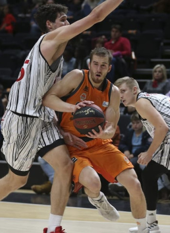 Valencia Basket pone a prueba su momento de forma en la pista de un renovado Montakit Fuenlabrada
