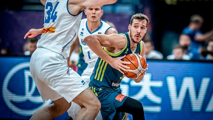 Dragic marca el ritmo de una Eslovenia invicta (75-102)