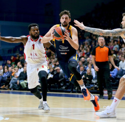 El Khimki termina con la racha de victorias del Armani Milán (87-79)