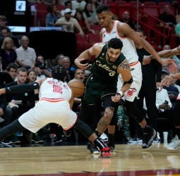 Un vistazo a la noche NBA