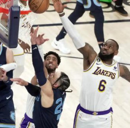 Los Lakers le roban a Memphis el factor cancha (112-128) [0-1]