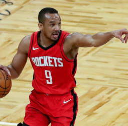 Avery Bradley fichará por los Golden State Warriors