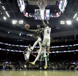 Sin Embiid a los Sixers no les llega