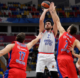 Previa final four EuroLeague 2021: CSKA Moscú vs Anadolu Efes