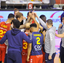 Un UCAM Murcia coral derrota al Acunsa GBC (90-73)