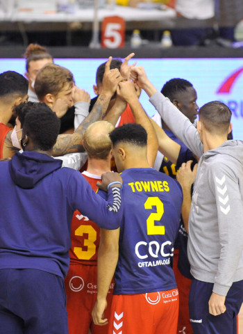 Un UCAM Murcia coral derrota al Acunsa GBC (90-73)