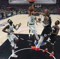 Tatum y Brown hacen volar a los Celtics