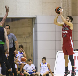 El Bàsquet Girona vuelve a superar al Joventut Badalona (89-93)