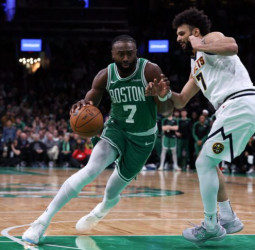 Los Celtics doblegan al final a los Nuggets y cortan su mala racha, 103-110