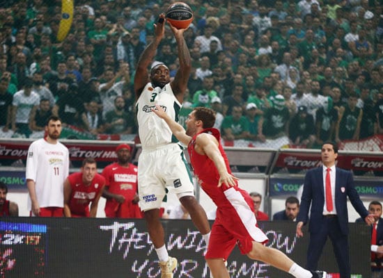 El Panathinaikos se lleva el quinto partido y se proclama campeón de la HEBA griega