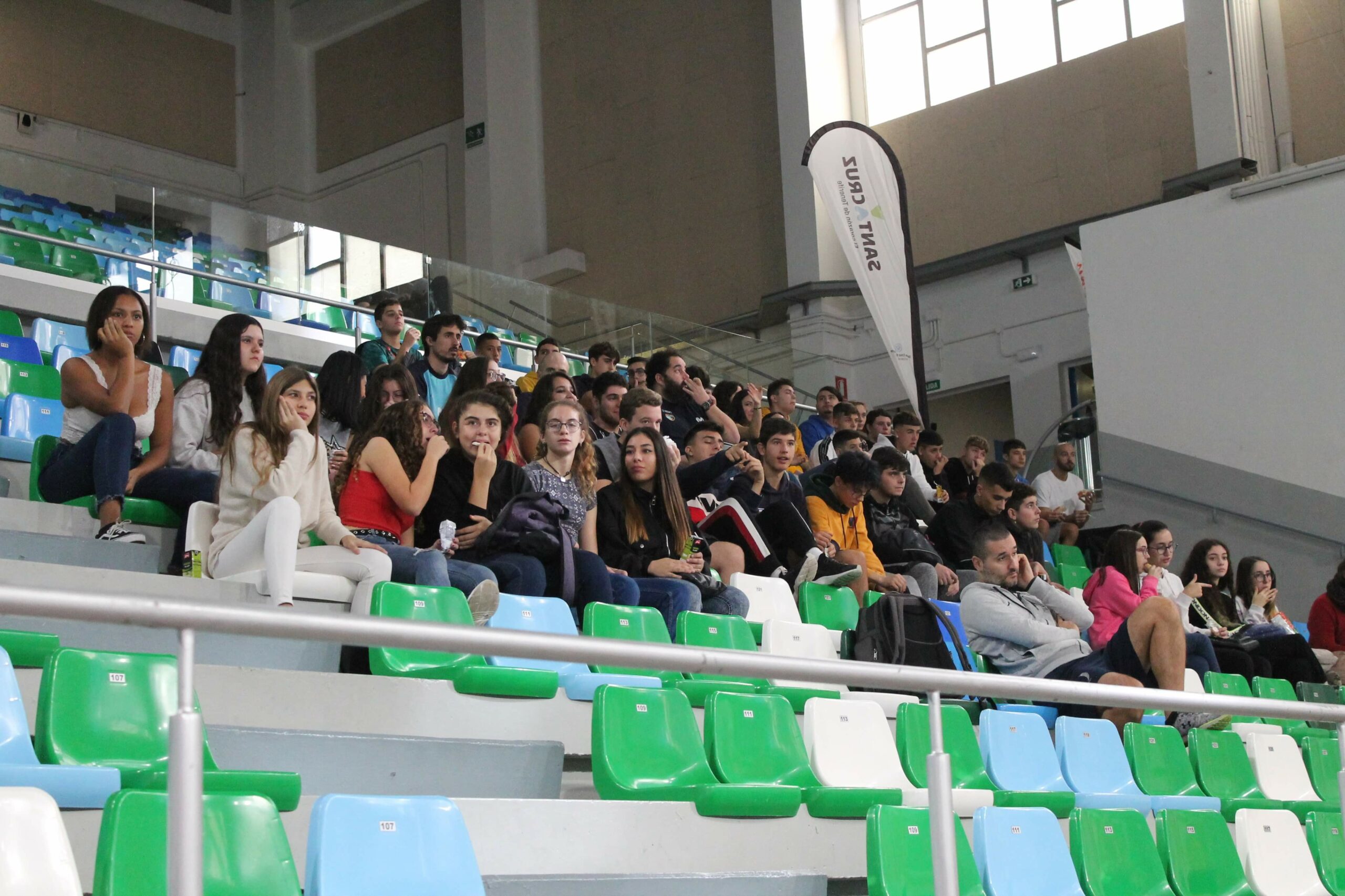 El Joventut remonta ante el Oxygen y da un paso de gigante hacia las semifinales del ‘XXIII Fred Olsen Express International Basketball Tournament