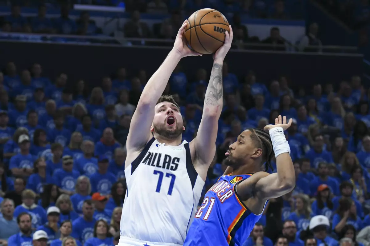 Entre Doncic y Washington empatan la serie, 110-119 [1-1]