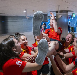Silvia Domínguez se retira de la Selección tras casi 20 años, 214 internacionalidades y 9 medallas