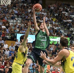 Victoria del Joventut ante el Fenerbahçe para inyectar de moral a los de Ocampo. Sólido Stutz (87-83)