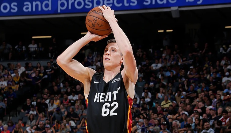 Duncan Robinson, cinco años más en los Miami Heat